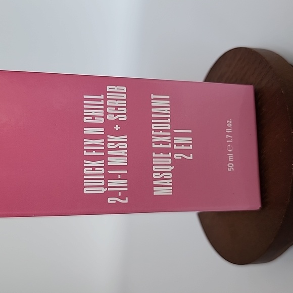 Generation Skin Quick Fix N Chill 2-in-1 Mask + Scrub - Picture 4 of 9
